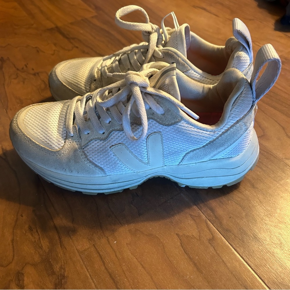 Veja White Venturi Sneakers